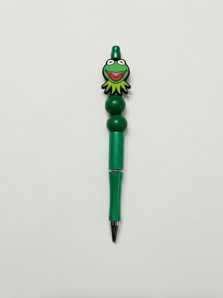 Green Froggy handmade beaded pen