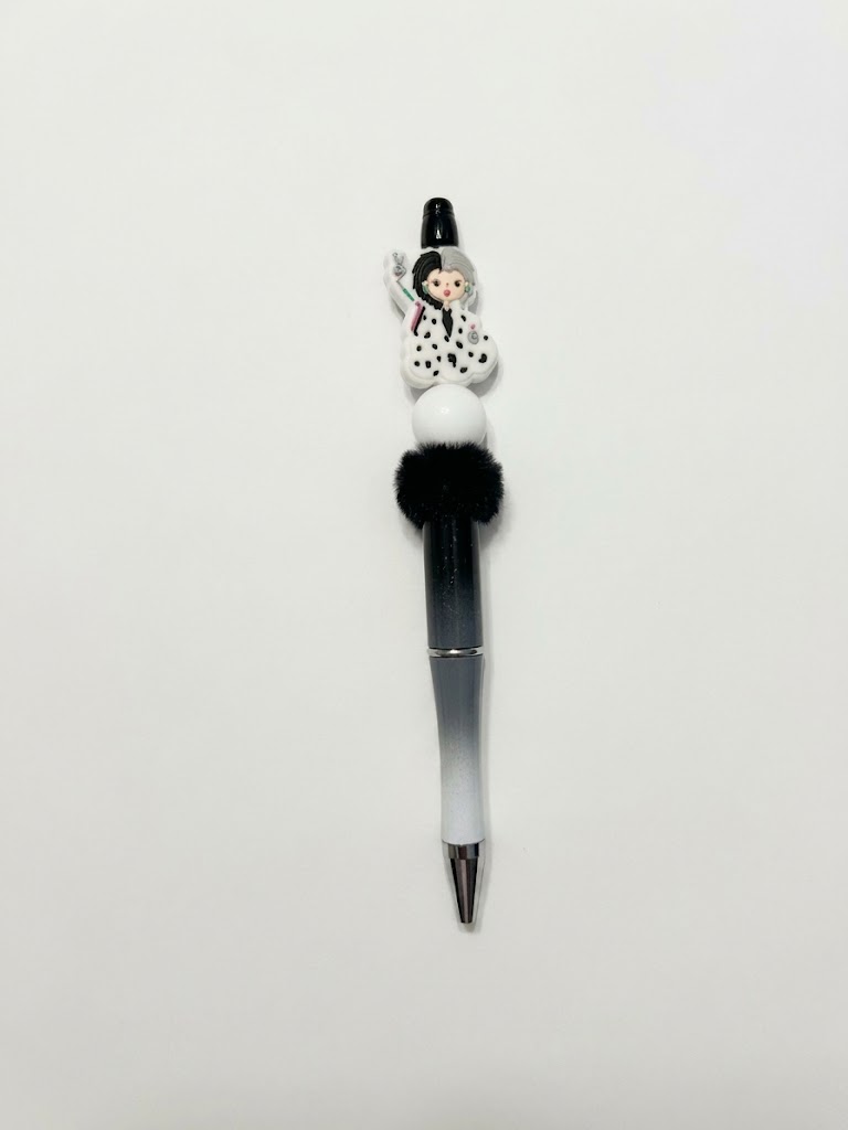 Spotted Glam handmade beaded pen
