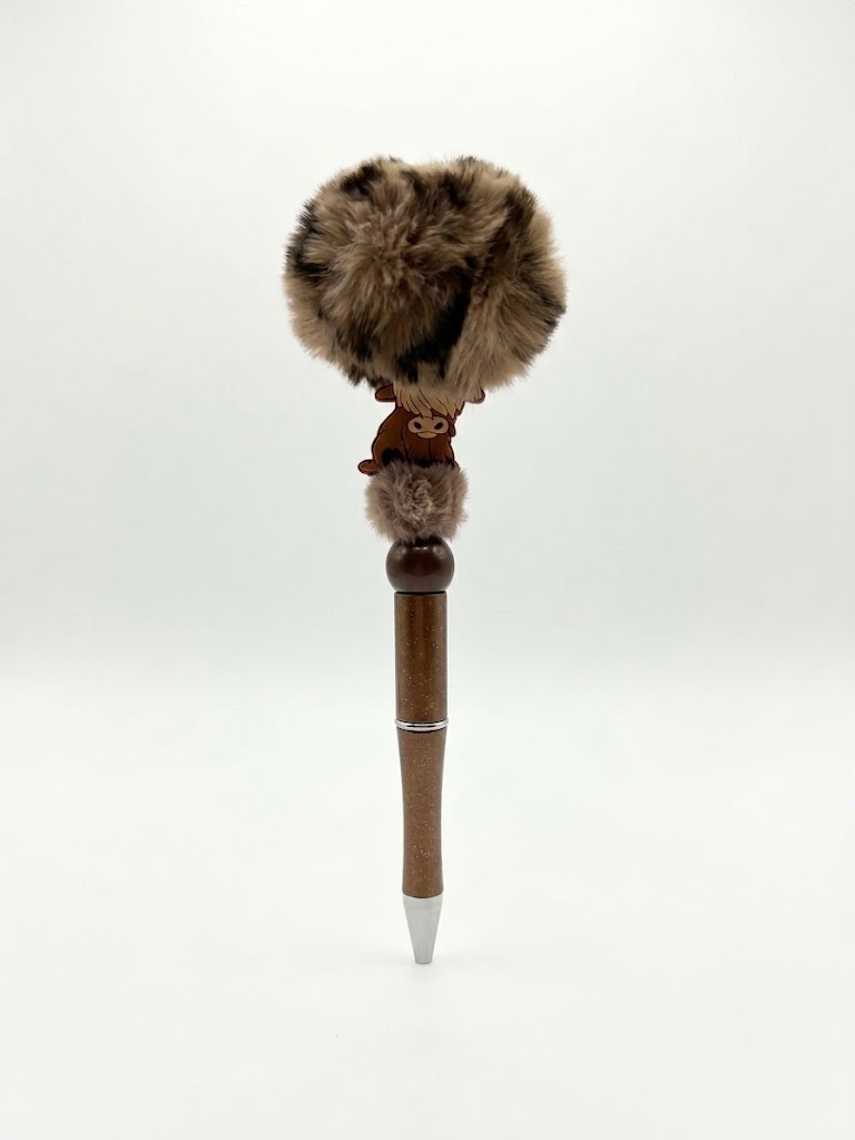 Wildwood Bear handmade beaded pen